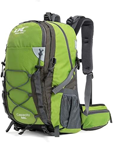 Mens 40L daypack with rain cover