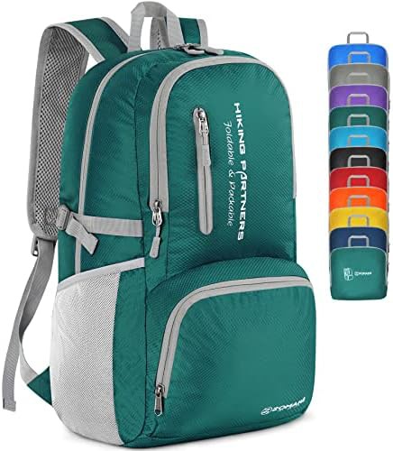 Dark green 35L ultralight hiking daypack