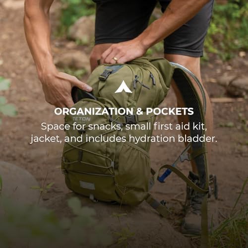 Insulated oasis hydration backpack with bladder — photo 5