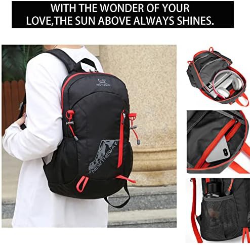 Black 20L ultralight folding daypack — photo 5