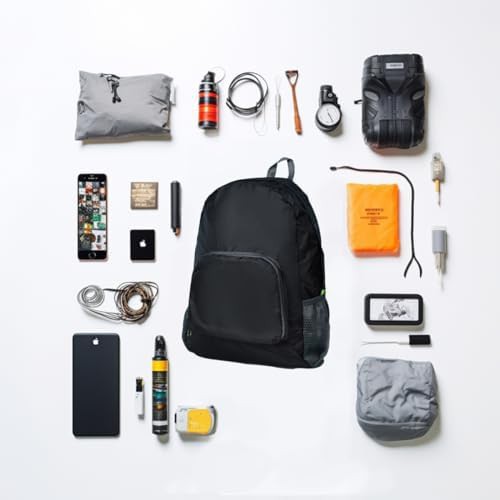 Black 20L lightweight hiking daypack — photo 5
