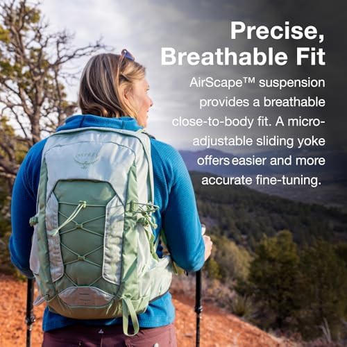 Tempest 11L lightweight hiking backpack green — photo 3