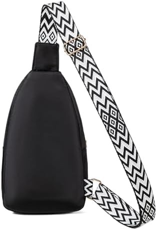 Unisex lightweight travel chest daypack sling — photo 5