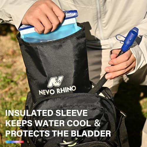 Insulated hydration bladder with cover — photo 3